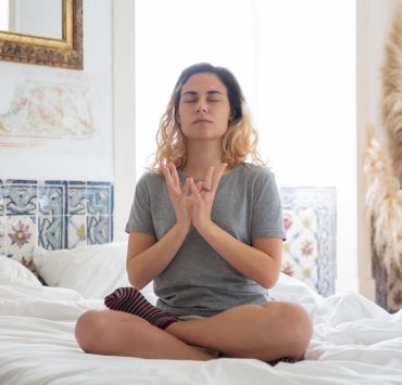 Rise and Shine: Your Gentle Yoga Sequence for Beginners to Start the Day